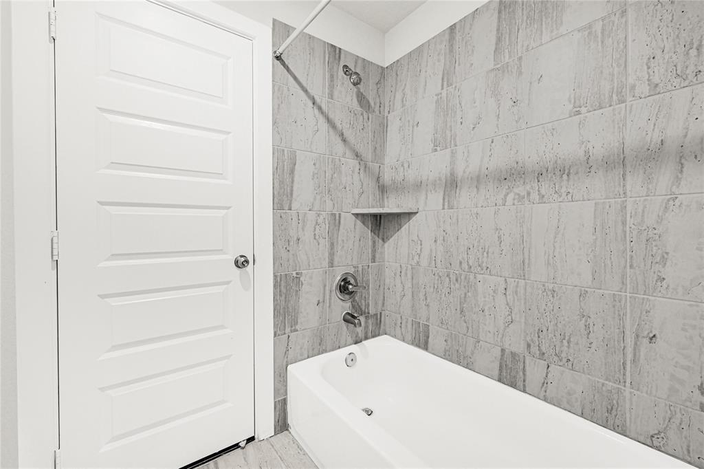 32962 Franklin Brooks Drive, Brookshire, Texas image 38