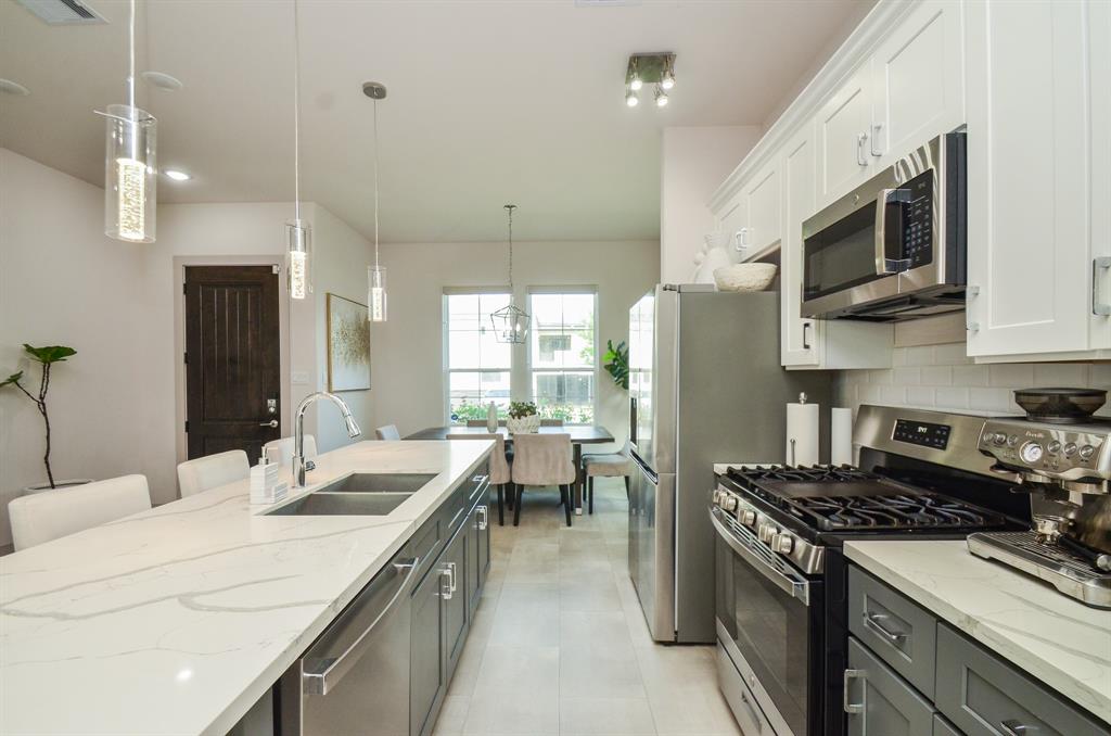 7905 Rock Rose Street, Houston, Texas image 9