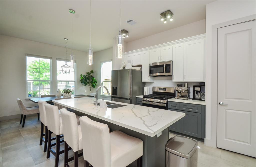 7905 Rock Rose Street, Houston, Texas image 13