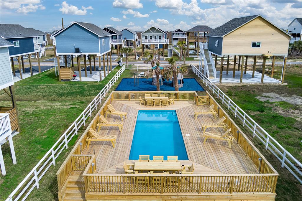 1079 Johnson Road, Gilchrist, Texas image 3