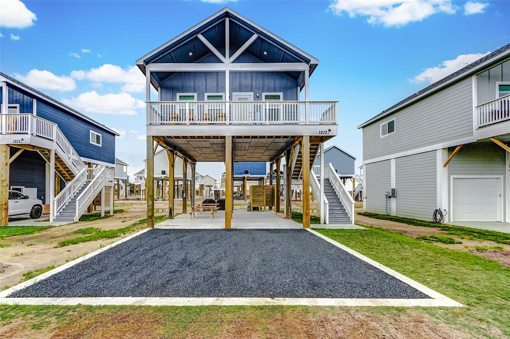 1079 Johnson Road, Gilchrist, Texas image 1