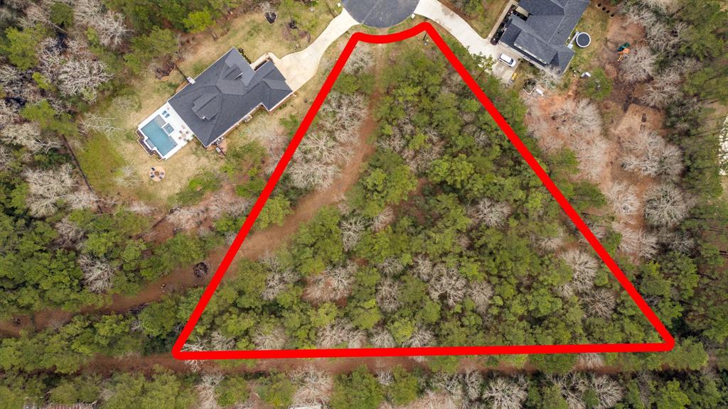 7212 Rodeo Road, Waller, Texas image 1