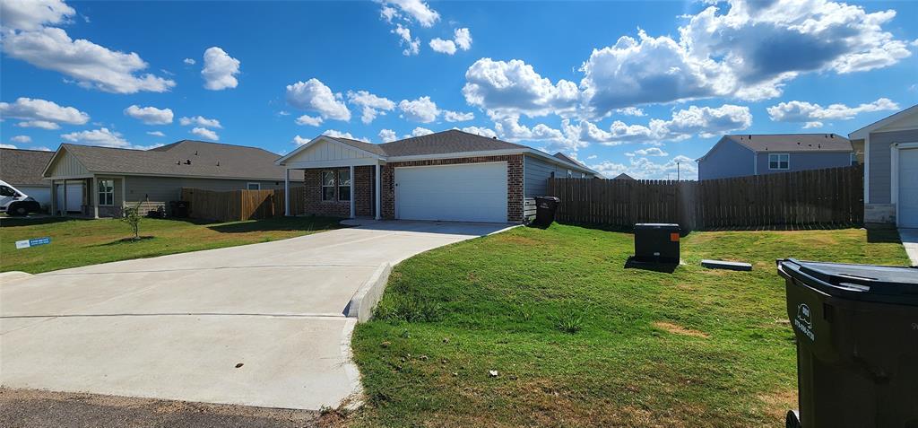 124 Rustic Trace, Snook, Texas image 3