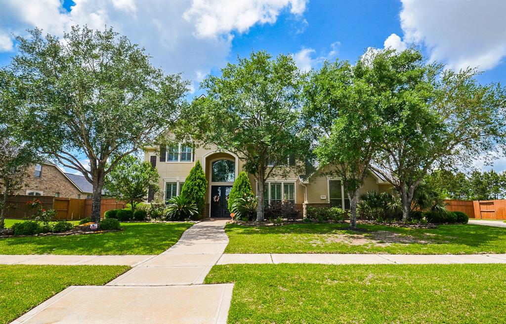 6010 Cross Creek Harbor Lane, Fulshear, Texas image 1