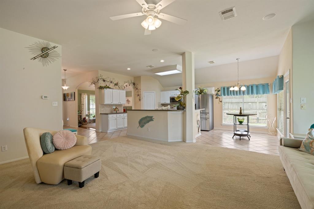 19403 Papago Court, Tomball, Texas image 9