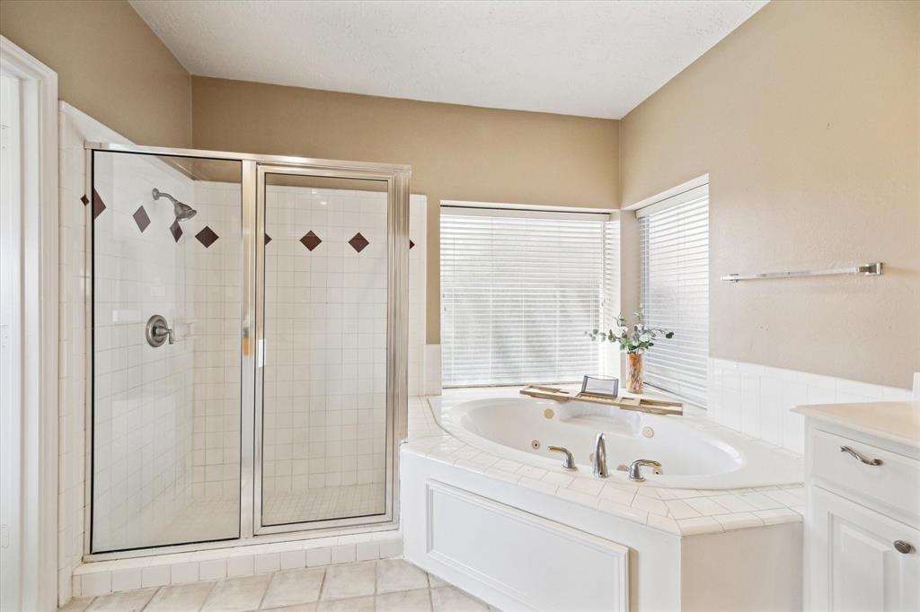 13406 Belle Helene Circle, Cypress, Texas image 22