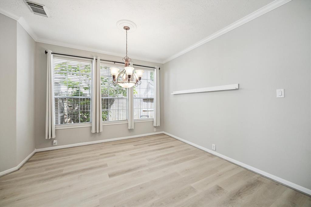 13406 Belle Helene Circle, Cypress, Texas image 9