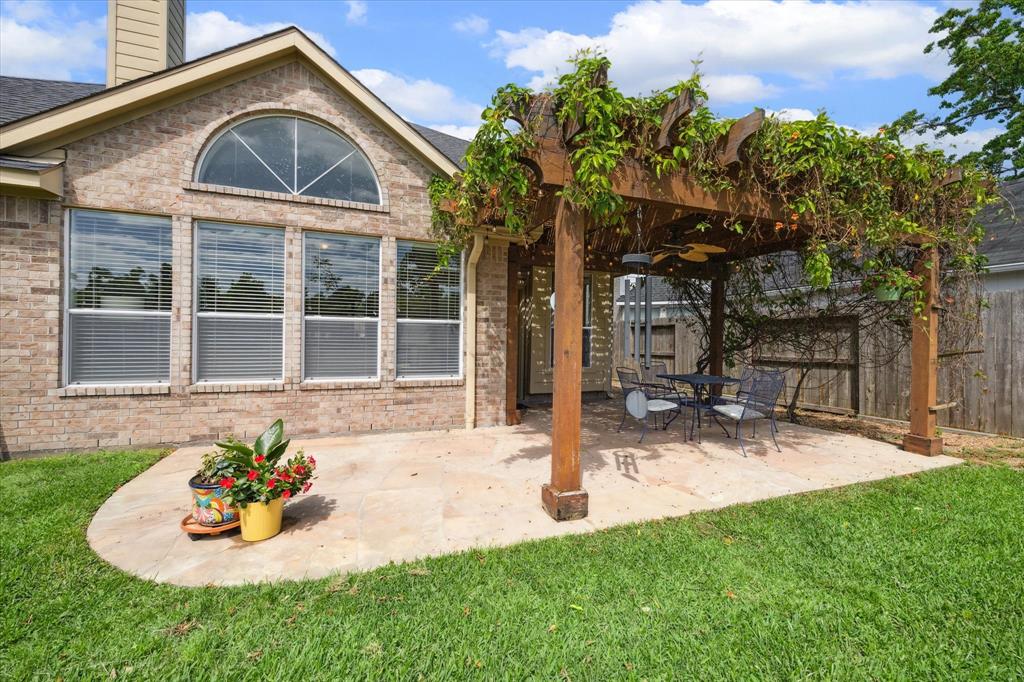 13406 Belle Helene Circle, Cypress, Texas image 37