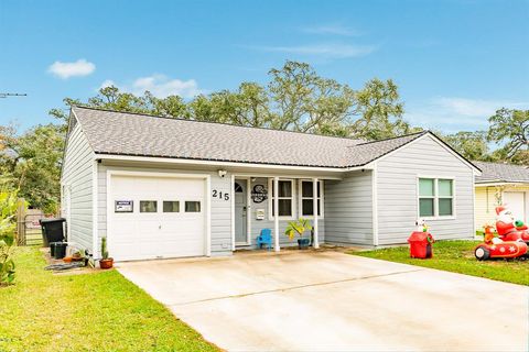 A home in Lake Jackson