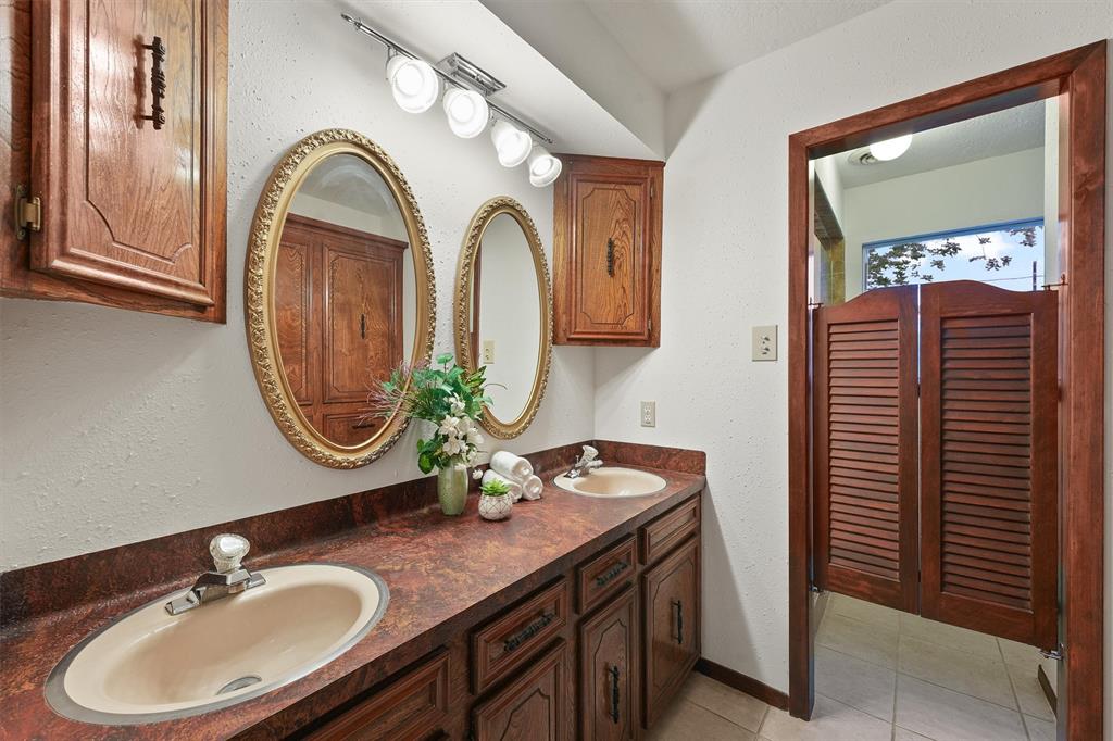 1313 Lynwood Road, Spring, Texas image 17