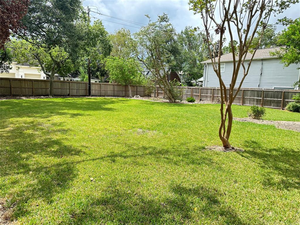 5101 Pocahontas Street, Bellaire, Texas image 3