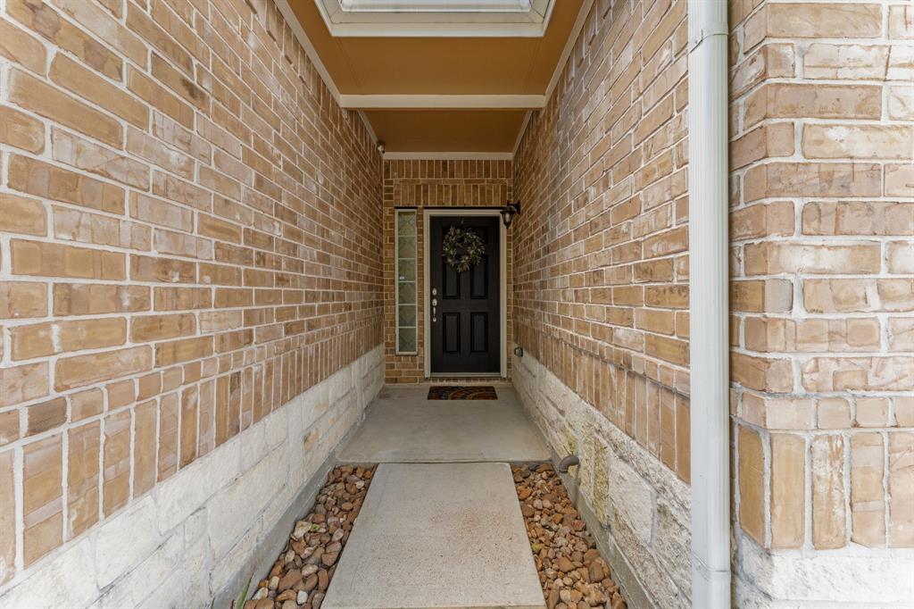 8415 Sunset Loch Drive, Spring, Texas image 5