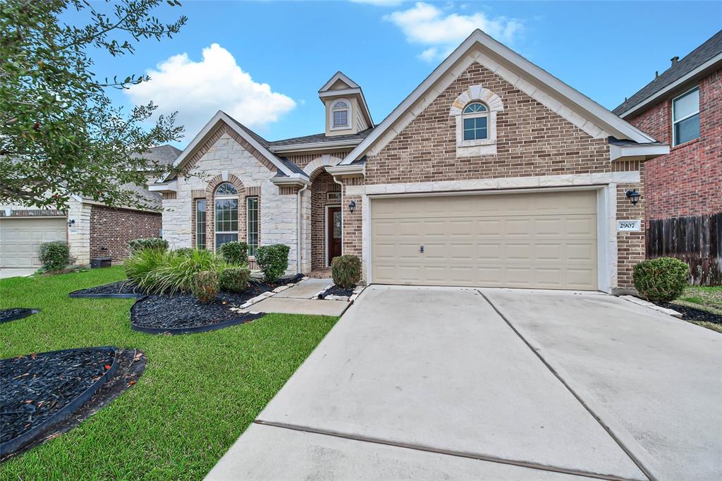 2907 Shadowbrook Chase Lane, Katy, Texas image 2