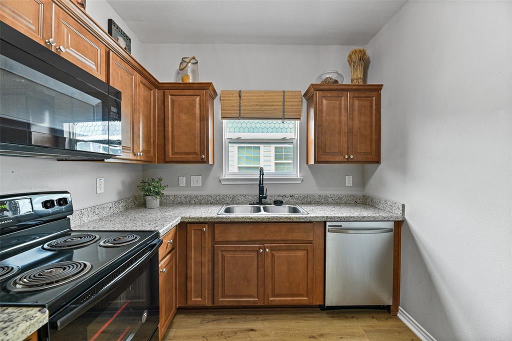 3717 Church Street, Galveston, Texas image 12