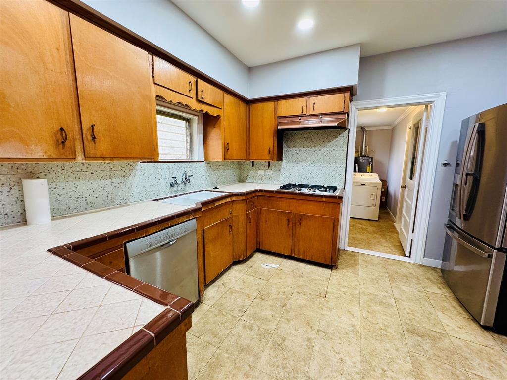 1410 Walton Street, Houston, Texas image 6