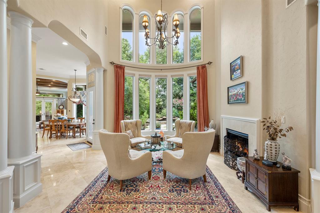30 W Bracebridge Circle