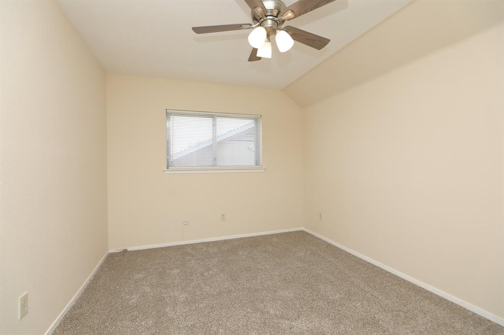 8606 Quail Vista Drive, Missouri City, Texas image 30