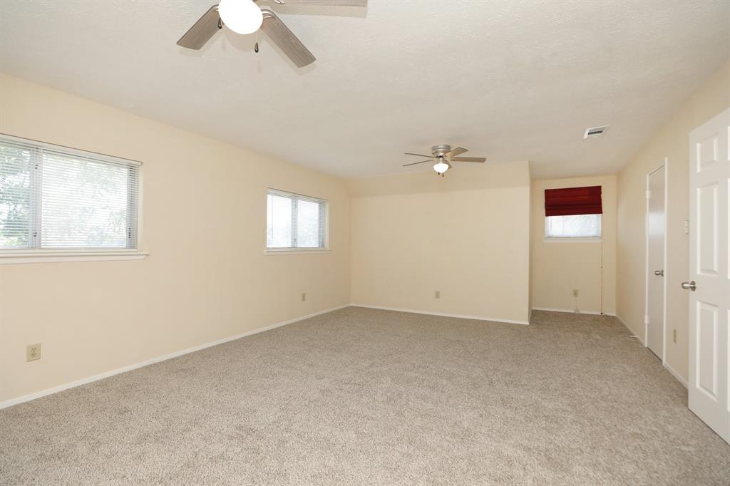 8606 Quail Vista Drive, Missouri City, Texas image 27