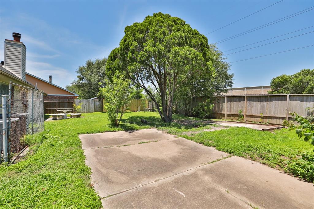8606 Quail Vista Drive, Missouri City, Texas image 40