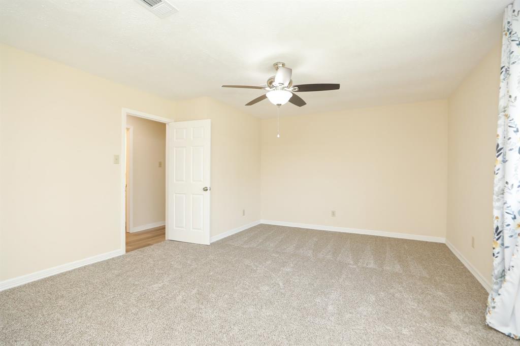 8606 Quail Vista Drive, Missouri City, Texas image 22