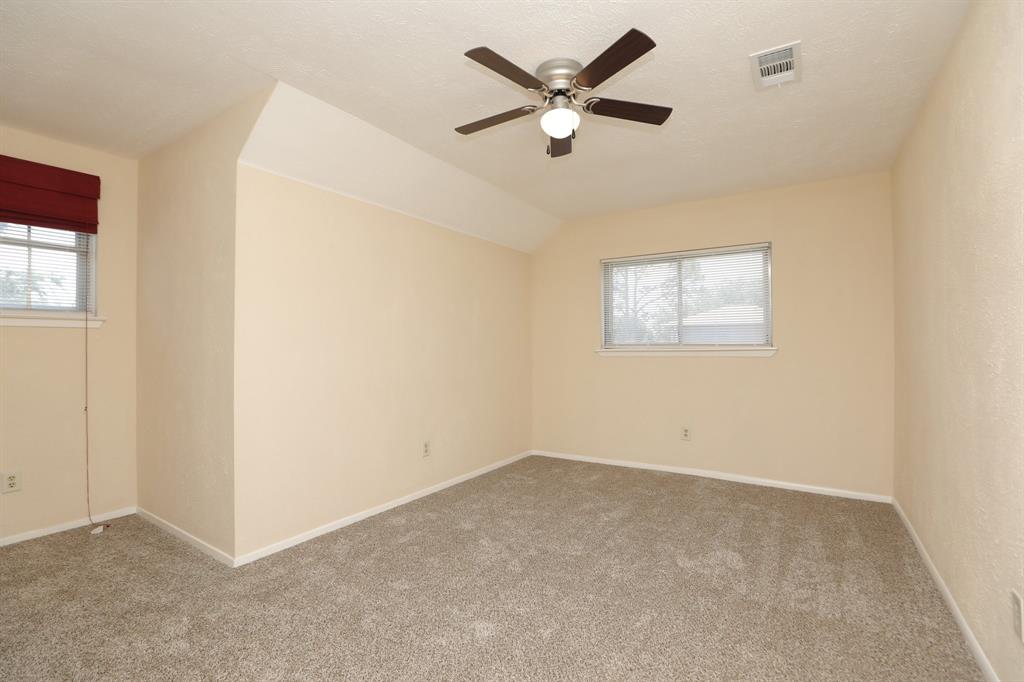 8606 Quail Vista Drive, Missouri City, Texas image 29