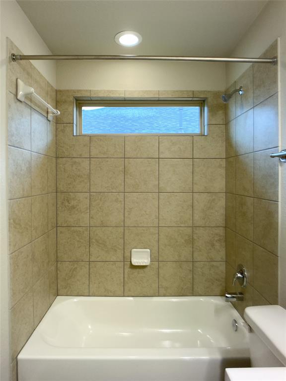 27203 Blue Pool Drive, Katy, Texas image 34