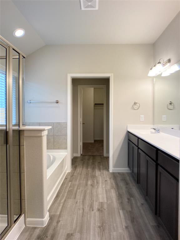 27203 Blue Pool Drive, Katy, Texas image 16