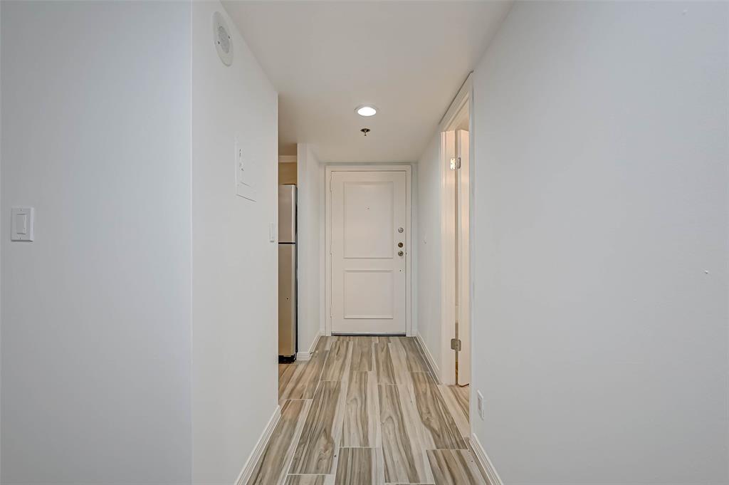 3525 Sage Road #901, Houston, Texas image 13