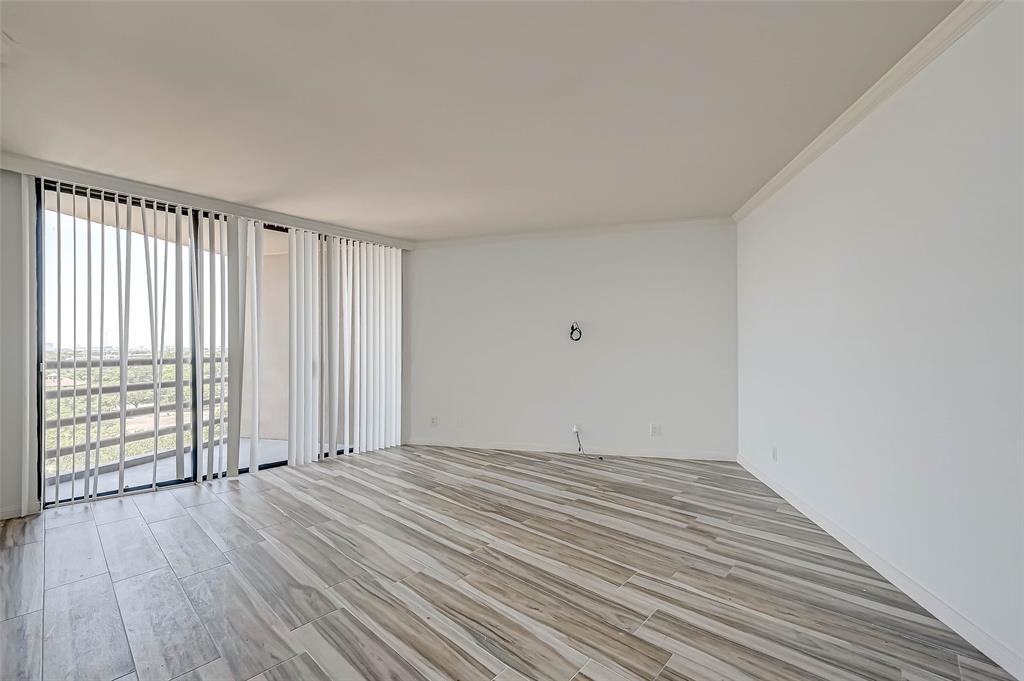 3525 Sage Road #901, Houston, Texas image 9