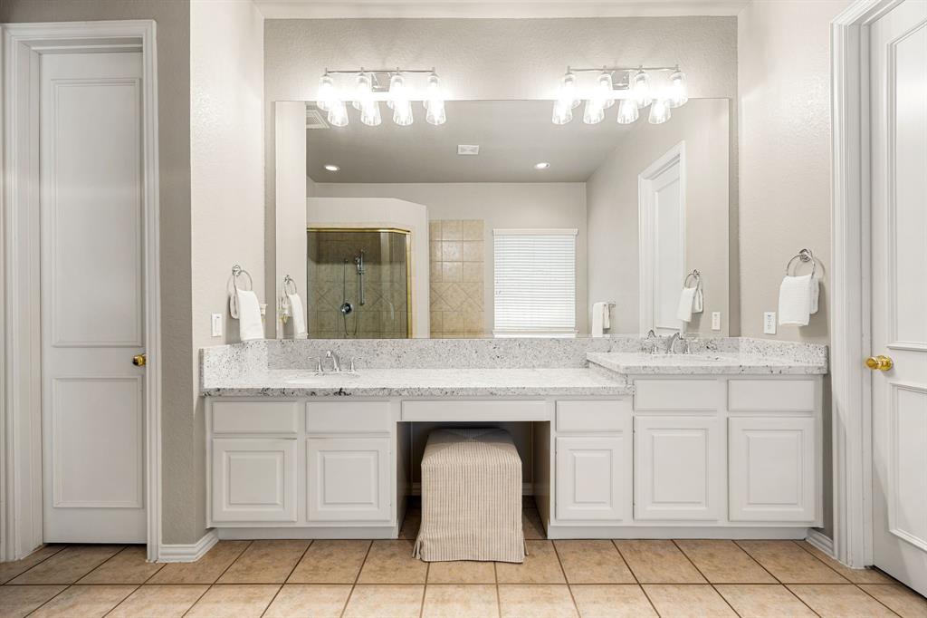 4607 Wellbrook Lane, Katy, Texas image 32
