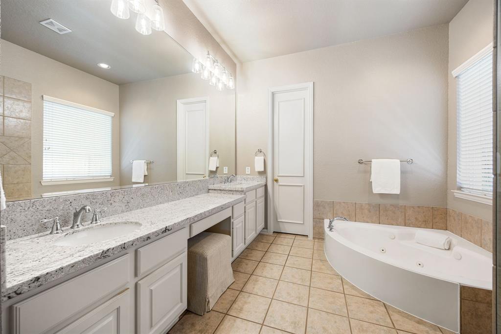 4607 Wellbrook Lane, Katy, Texas image 31