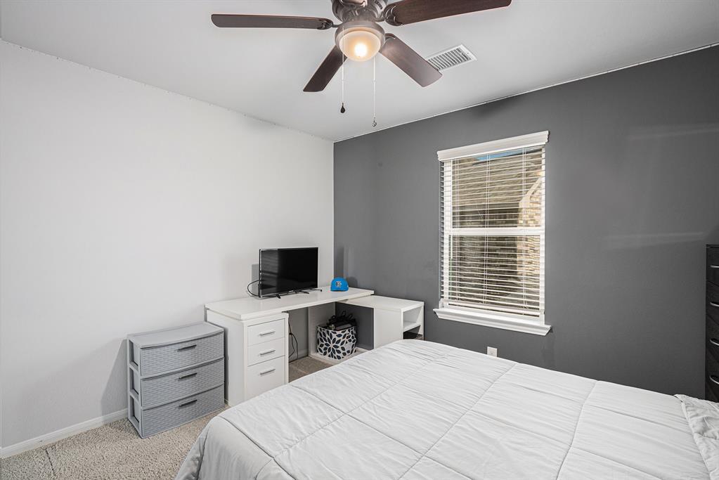 10906 Granite Chief Drive, Rosharon, Texas image 28