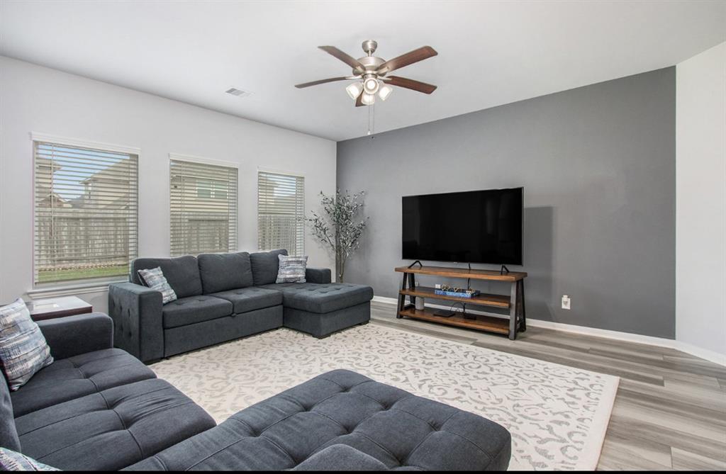 10906 Granite Chief Drive, Rosharon, Texas image 16