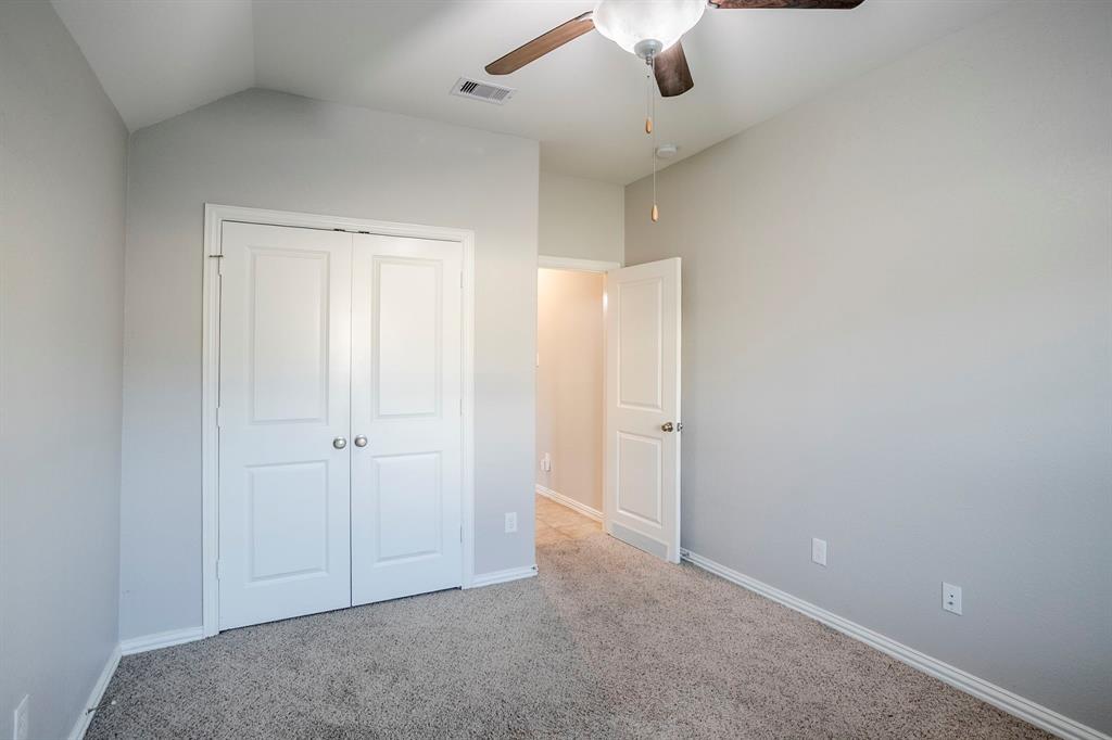 15627 E Galley Drive, Crosby, Texas image 28