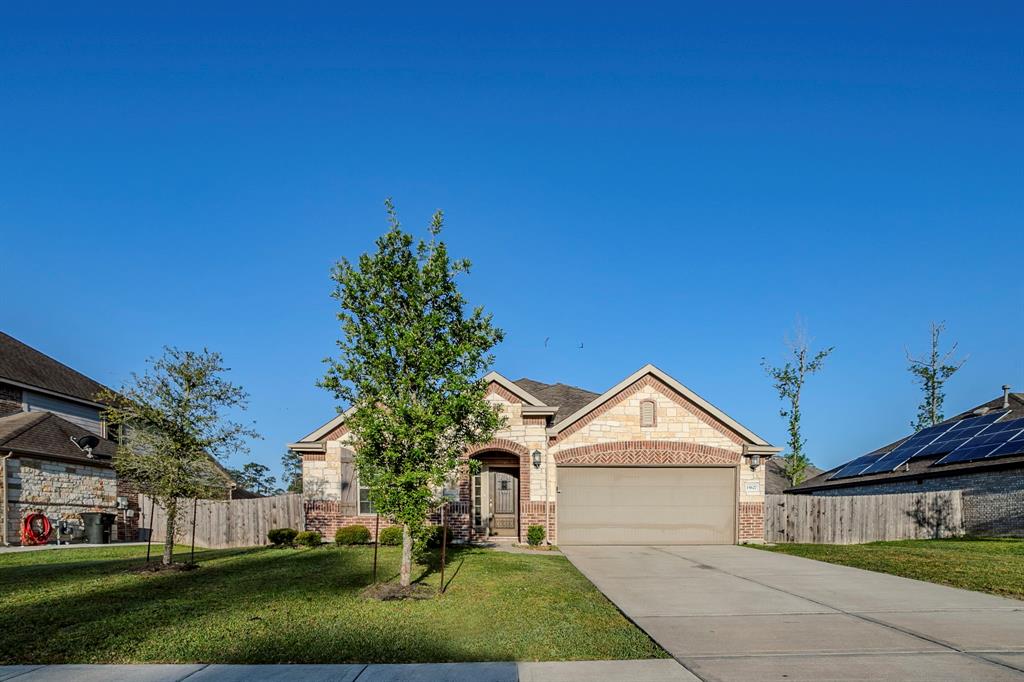 15627 E Galley Drive, Crosby, Texas image 3