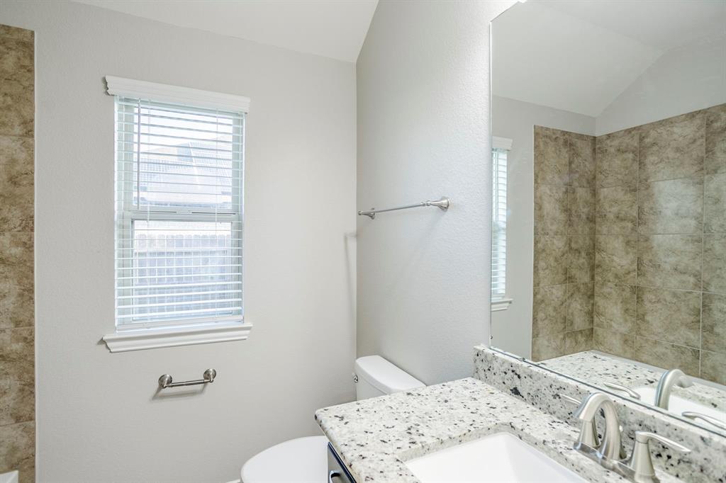 15627 E Galley Drive, Crosby, Texas image 29
