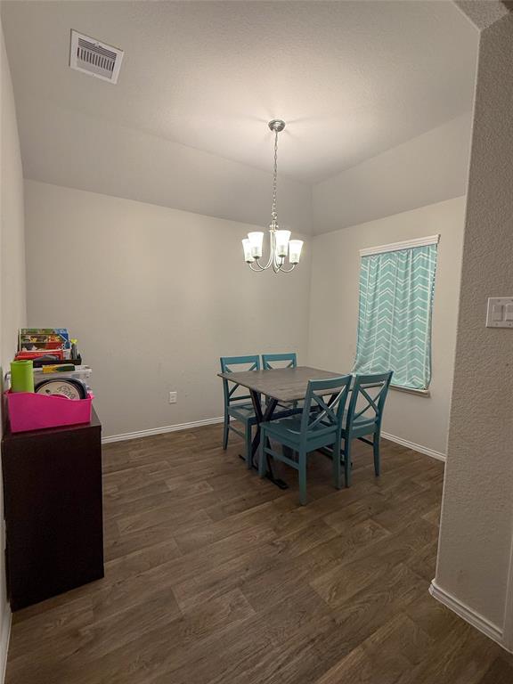 706 Zinnia Court