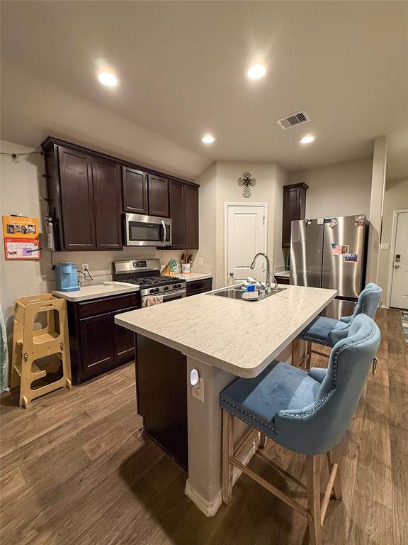 706 Zinnia Court