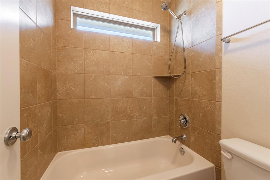 2623 Holbrook Springs Lane, League City, Texas image 35