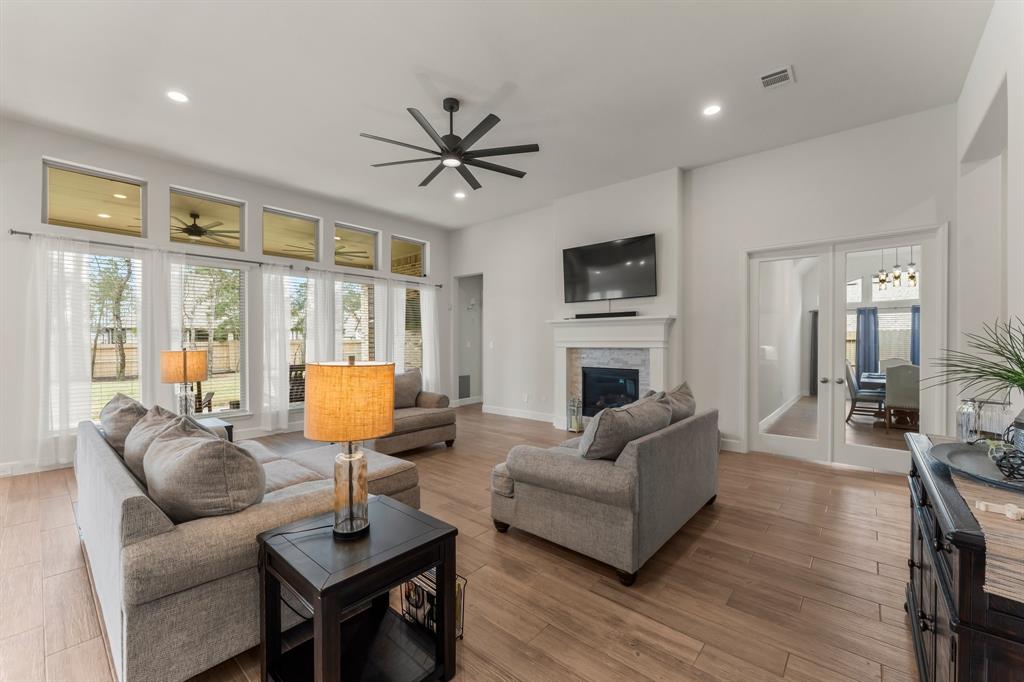 411 Sunset Tree Court, Willis, Texas image 8