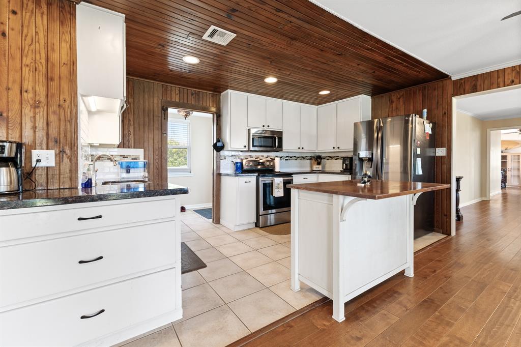 4110 2nd Street St, Galveston, Texas image 7