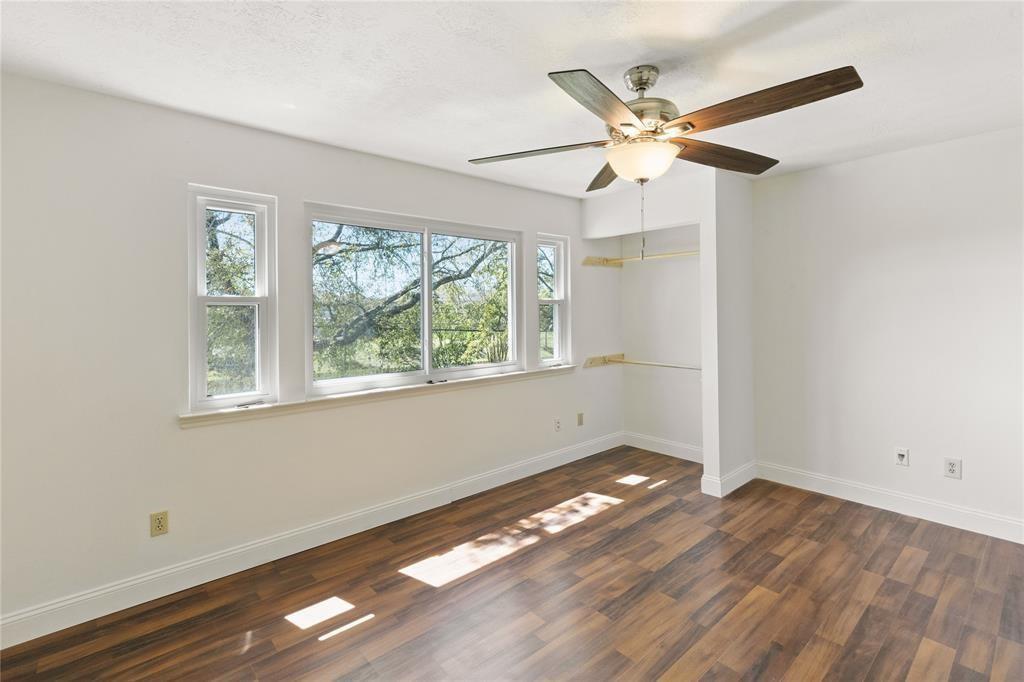 2543 Forge Stone Drive, Friendswood, Texas image 17
