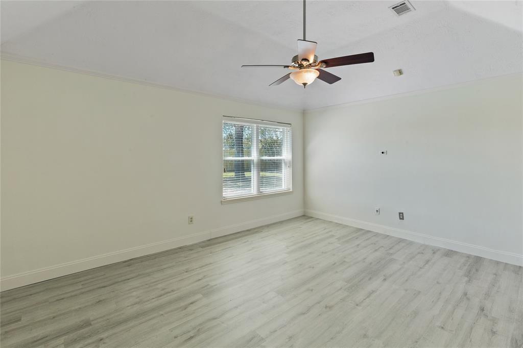 2543 Forge Stone Drive, Friendswood, Texas image 5