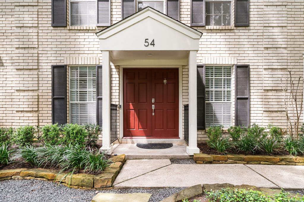 54 Rockridge Drive