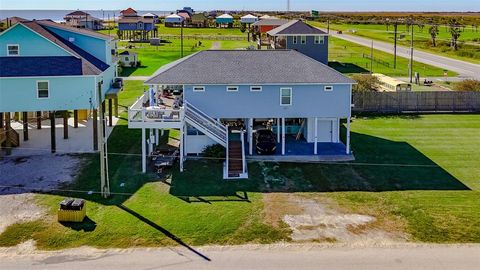 A home in Gilchrist