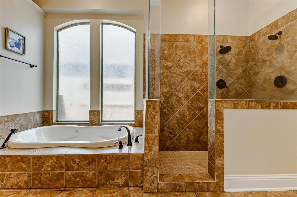 5722 Spring River Lane, Fulshear, Texas image 29