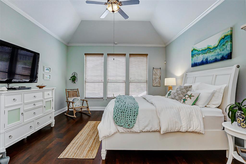 5722 Spring River Lane, Fulshear, Texas image 27