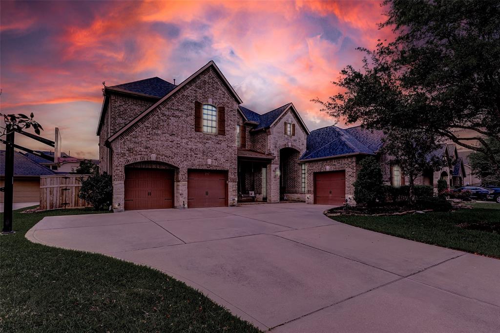 5722 Spring River Lane, Fulshear, Texas image 1
