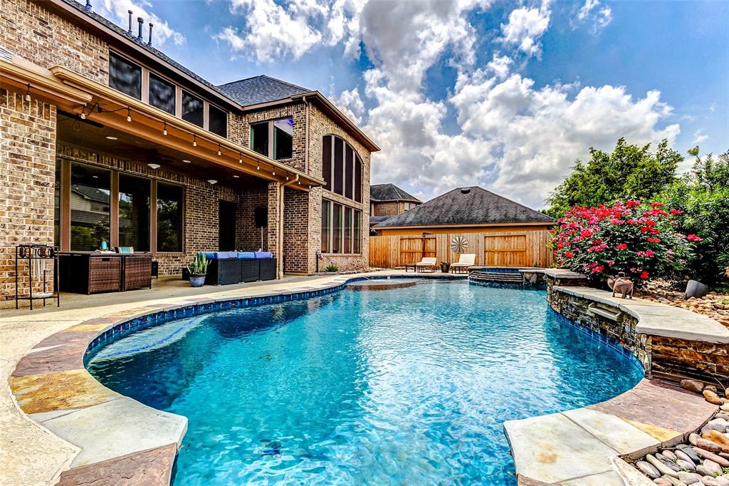 5722 Spring River Lane, Fulshear, Texas image 48