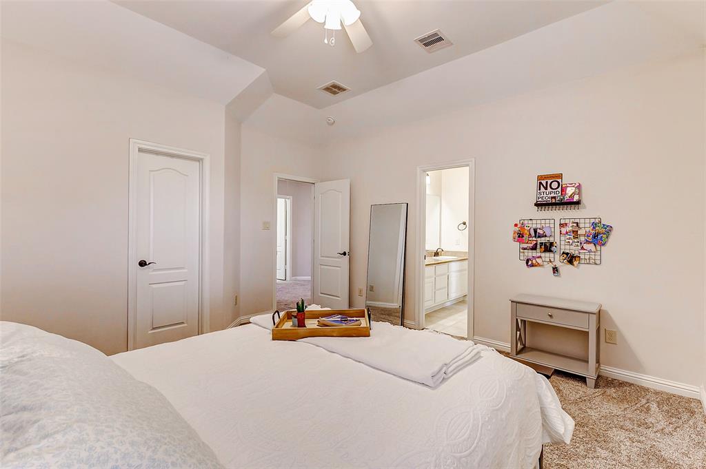 5722 Spring River Lane, Fulshear, Texas image 34